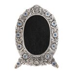 NM Aluminium Silver-Plated Oval Tabletop Photo Frame with Glass Beads (17x24 cm)