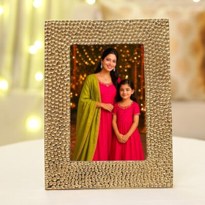 BEHOMA Golden Aluminium Hammered Rectangular Photo Frame (5x7 Inch)