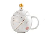 NYRWANA Coffee Mug, Gift for Man, Birthday Present for Brother, Mugs for Present, Diwali Gift, Ceramic Mug, Cute Mugs, Astronaut Planet Coffee Mug with 3D Creative Space, Lid & Spoon (400ml - White)