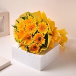Flower Aura Fresh Artificial Flower Bouquet of 10 Yellow Gerberas Flowers For Birthday & Anniversary Gift, Wedding Gift, Mother's Day Gift, Love & Romance Gift, Father's Day Gift (Same Day Delivery)
