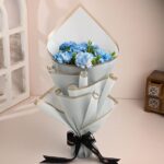 Flower Aura Fresh Artificial Flower Bouquet of 6 Blue Spray Carnations Flowers For Birthday Gift, Anniversary Gift, Wedding Gift, Mother's Day Gift, Love & Romance Gift, Father's Day Gift (Same Day Delivery)