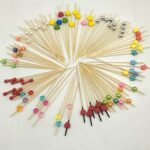 Adaamya® - 100 Pcs - Cocktail Picks Cocktail Sticks, Toothpicks Fruit Garnish Sticks, Bamboo Toothpicks Party Supplies (Mix Colors) (100)
